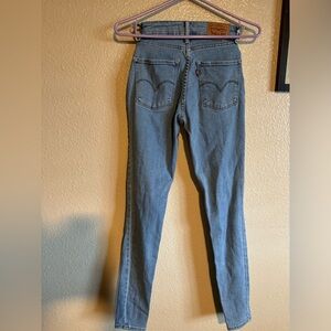 levi skinny jeans